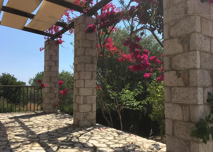 Stone House Villa Leonídion