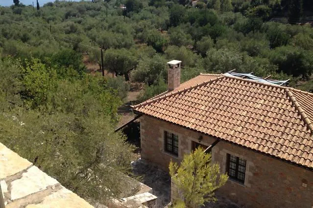 Stone House Leonídion